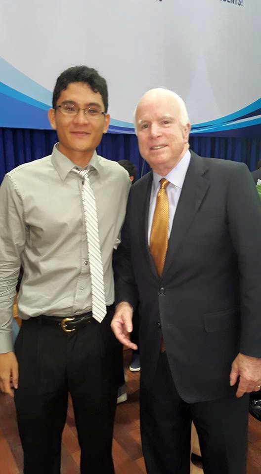 Giao lưu gặp gỡ Thượng nghị sỹ John McCain